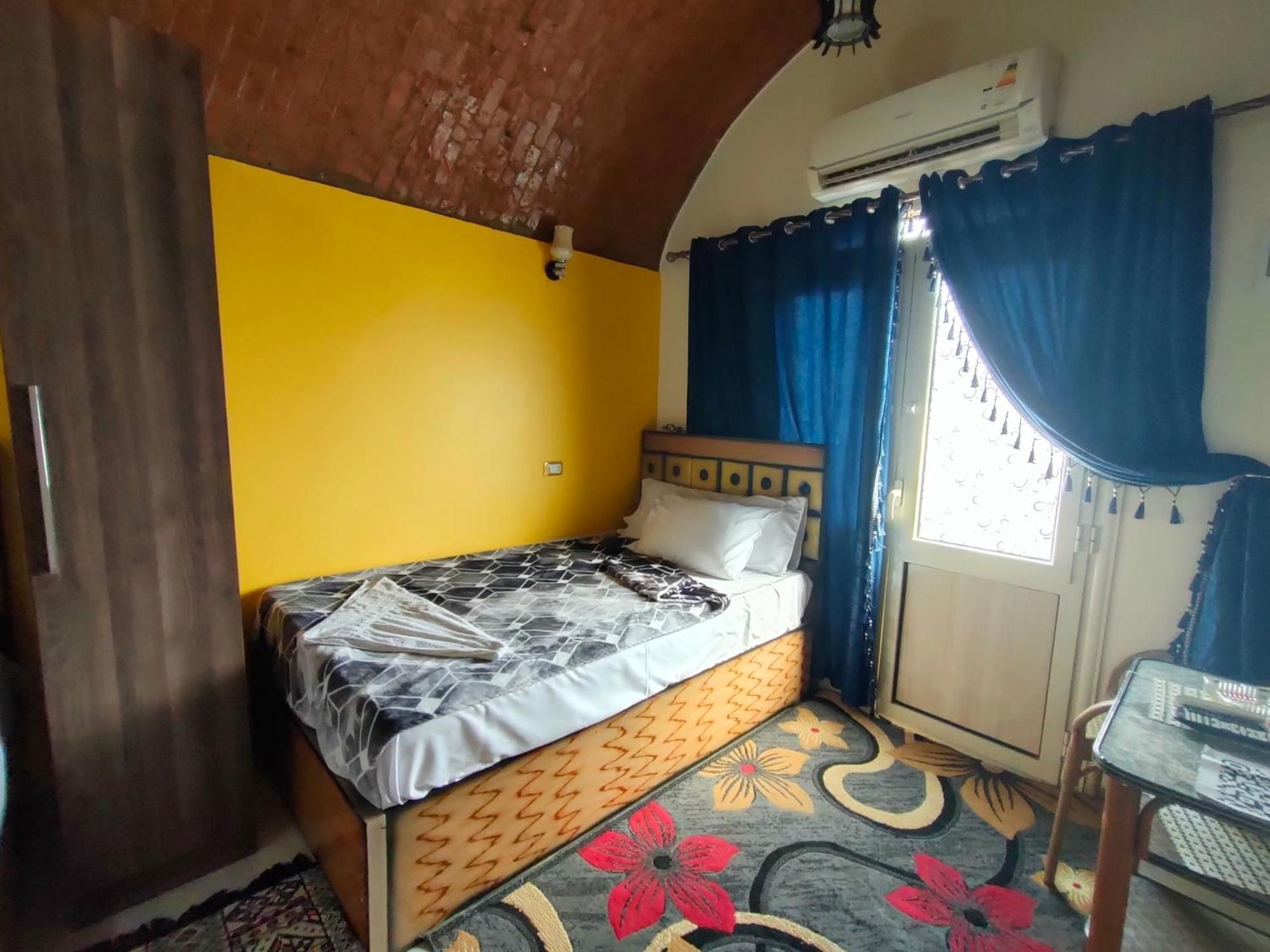 Abu Simbel Nubian Guest House מראה חיצוני תמונה